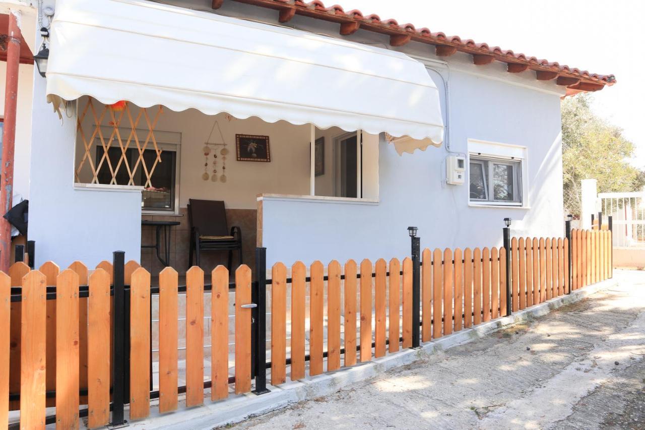 Κυανή Ακτή - Agia Paraskevi Mákri Exterior foto